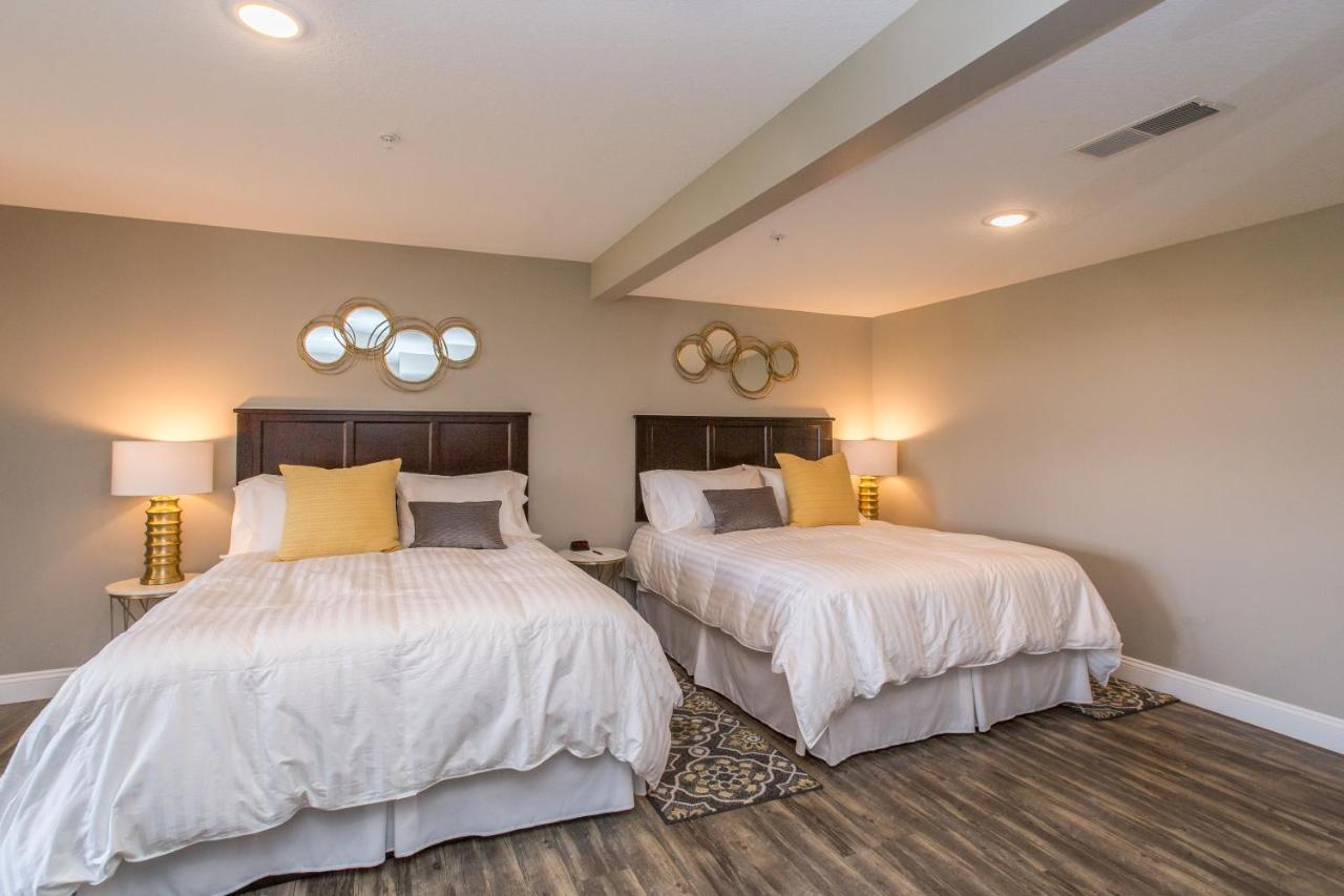River View Lodge Le Claire Экстерьер фото