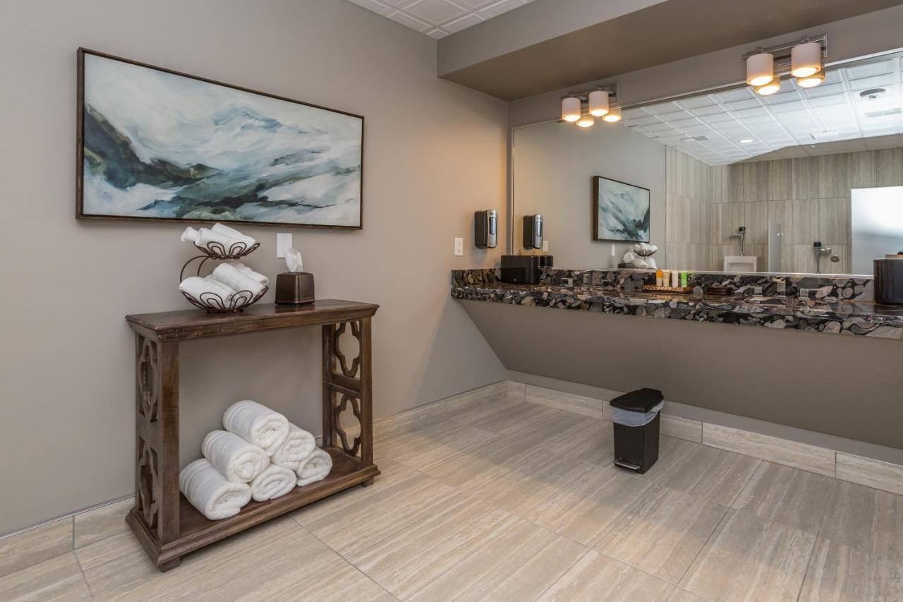 River View Lodge Le Claire Экстерьер фото